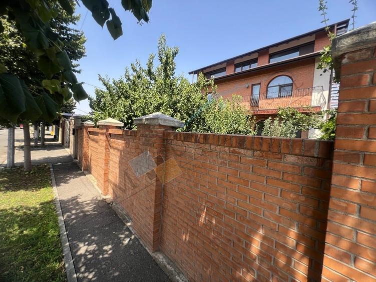 VOLUNTARI CENTRU- BCR, Vila Stil Brancovenesc, SPATIOASA, SOLIDA,Teren 400MP - 2