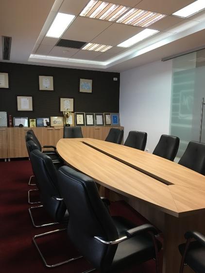 Birouri moderne + depozit, 1532 mp utili, aut. ISU, 2001 mp teren, proprietar - 10