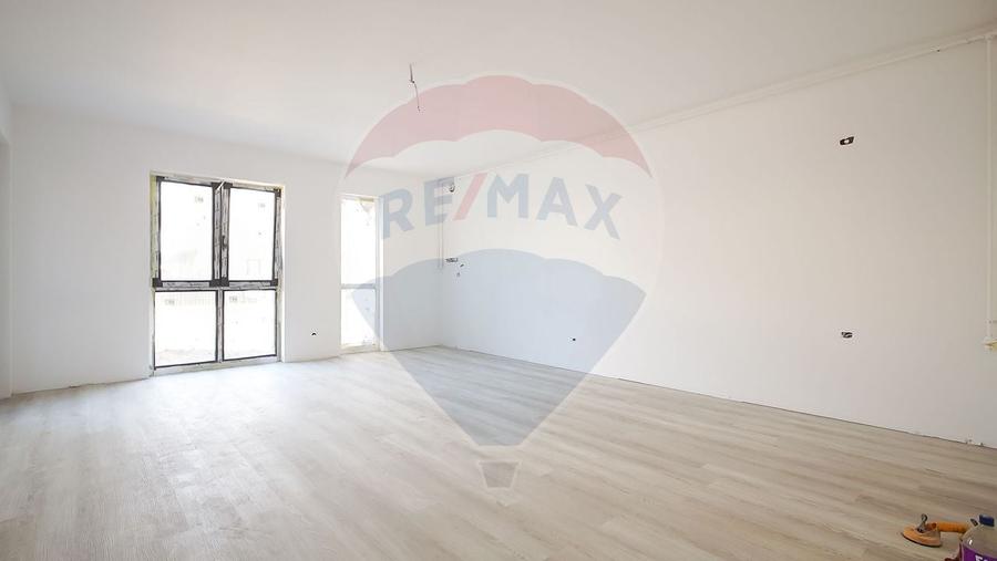 Apartament Studio 42 mp Sanpetru-Brasov Comision 0 - 6