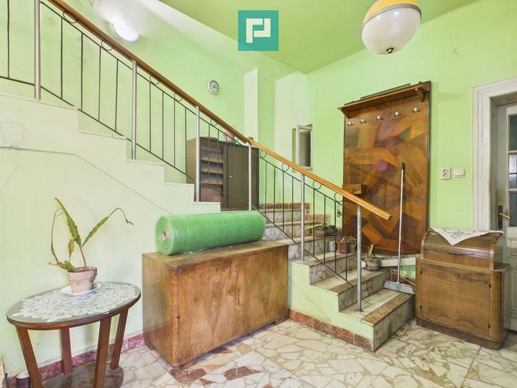 Casă – 5 camere | Cantemir -Zona centrala - 1