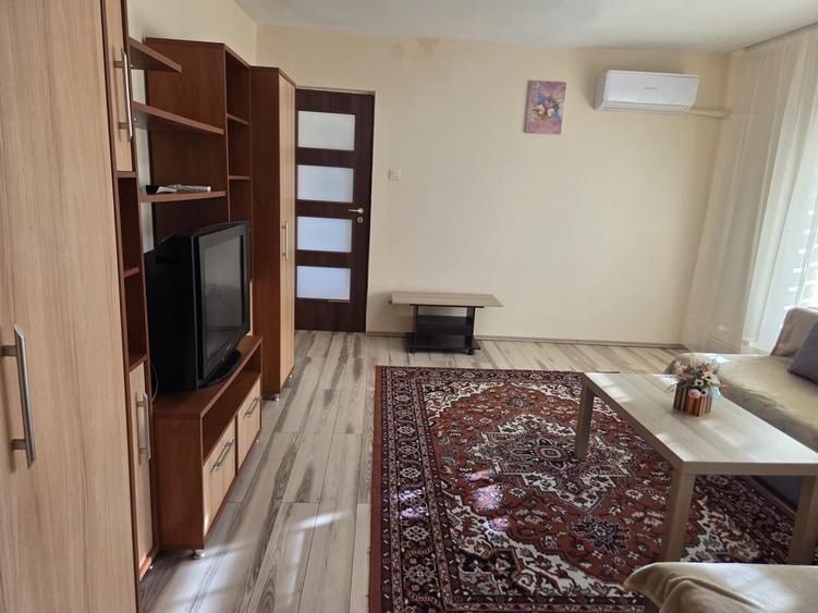 !!! 2 Camere...Str Ana Ipatescu..cu CT - 3