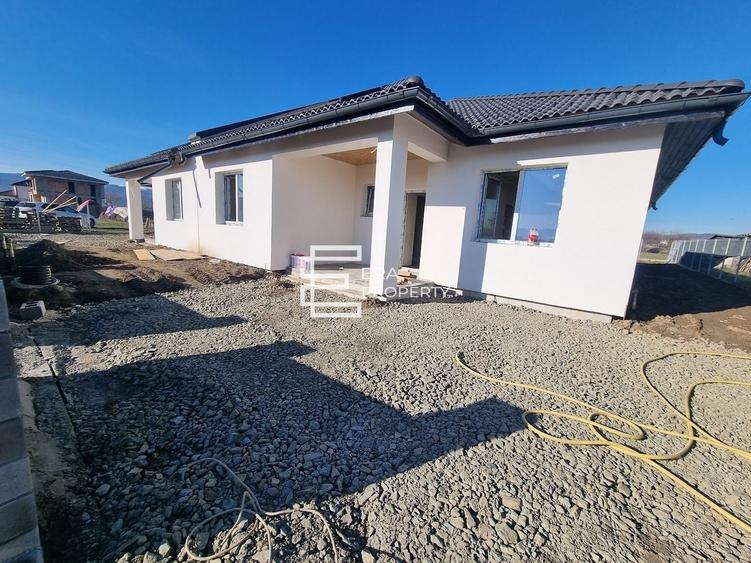 Case pe un singur nivel teren 479 mp cu panouri solare – Cristian/Sibiu - 2