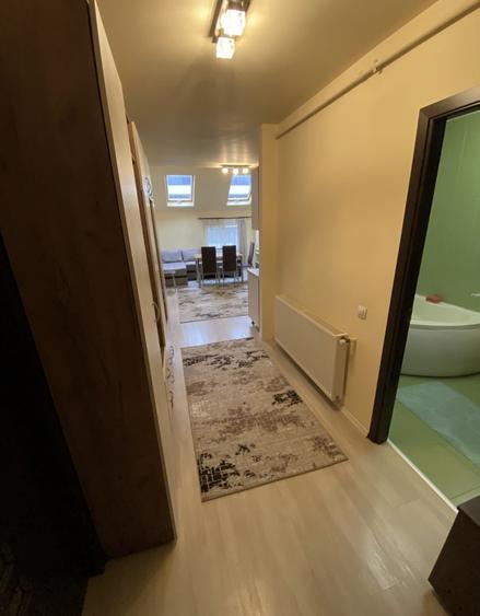 Apartament cu 3 camere decomandat, mobilat în Iris