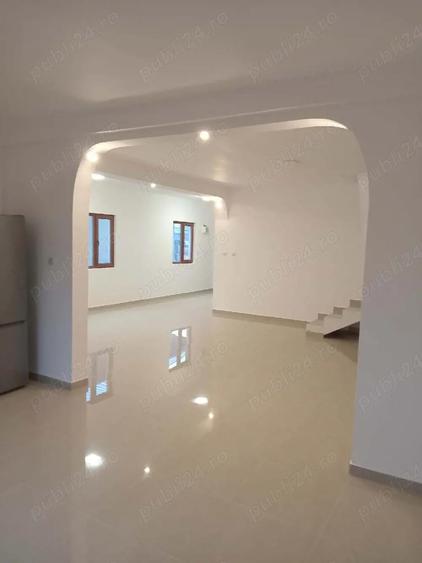 Casa P+1 bajani zona centrala - 5