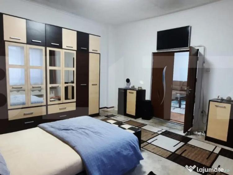 Casa de vanzare cu 3 camere, 100 mp, zona Titulescu Satu Mar - 8