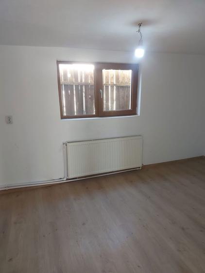 Casa renovata recent aproape de Promenada Mall - 5