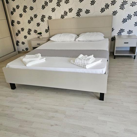 Casă cu 1 camere cu Teren 48 Mp în Mofleni