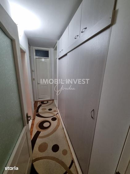 Apartament cu 4 camere în Cetate