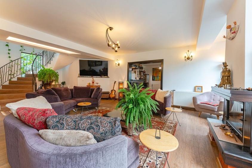 Pensiune de v&acirc;nzare &icirc;n Bran, cu rating 9.8 Booking și 4.9 Google - 9