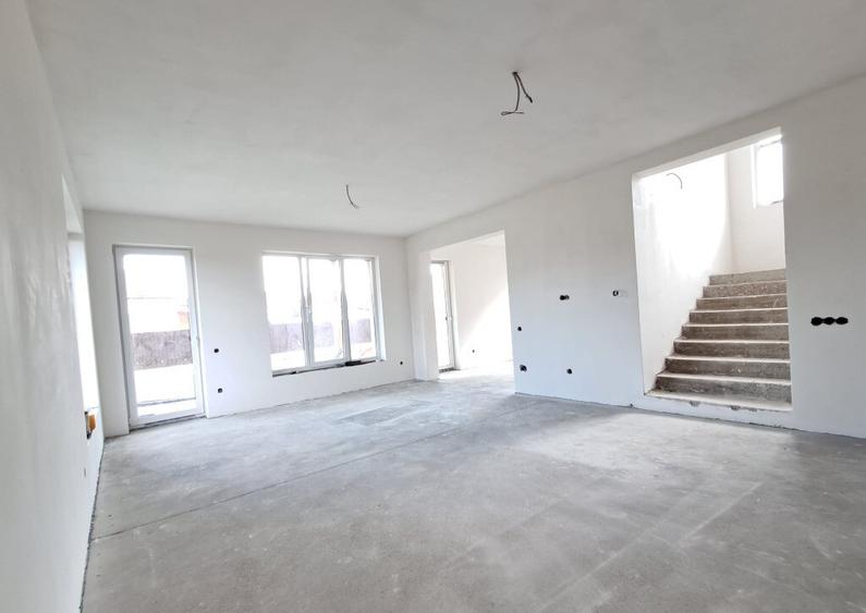 Casa individuala 5 cam P+E, sup.utila 152 mp, teren 601 mp Apahida - 3