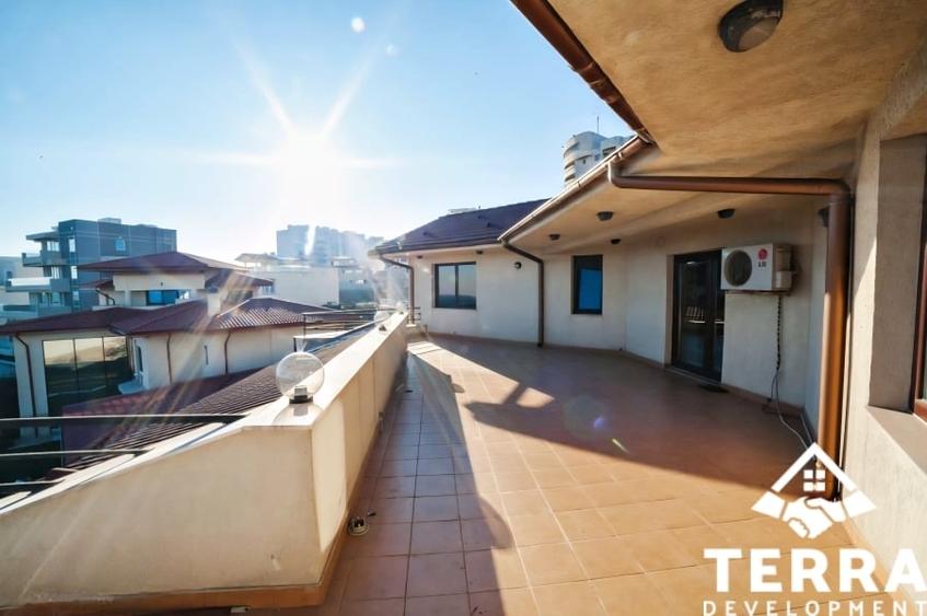 Vilă spectaculoasă cu vedere la mare – zonă exclusivistă Trandafirul - 6