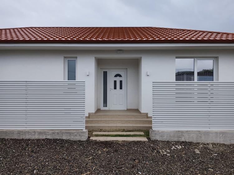 FARA COMISIOANE casa eleganta 3 camere 2 bai PARTER+pod camera tehnica terasa - 2