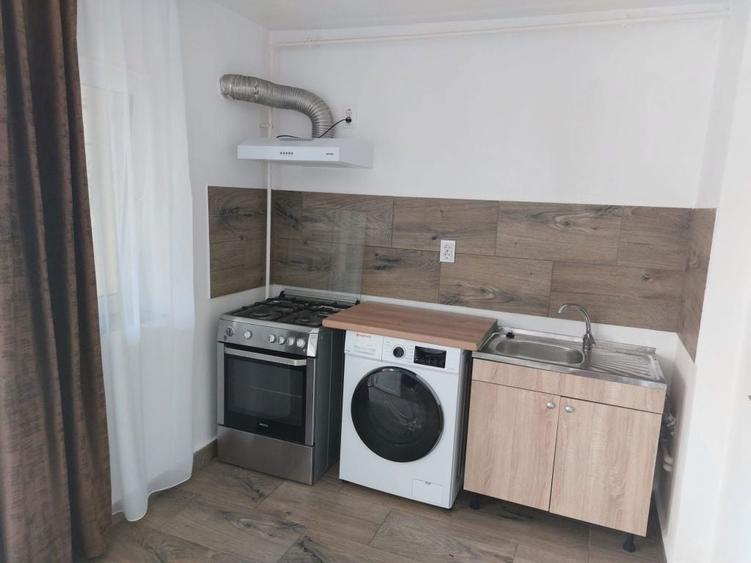 Inchiriez garsoniera in vila - 2