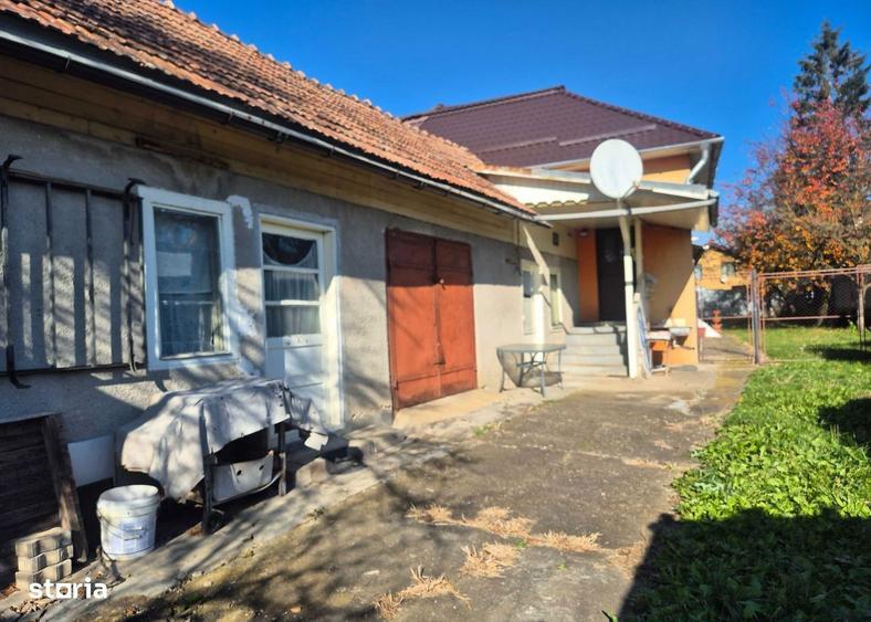 Teren /Casa De Vanzare , 1.580 , Avram Iancu - 2