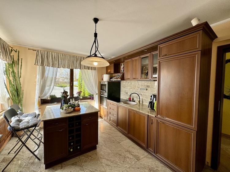 Vilă individuală de v&acirc;nzare &icirc;n R&acirc;șnov, Zona Primăverii | Natură și Confort - 10