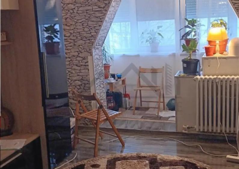 Tomesti Ap. 2cd s=50mp renovat, et 4/4 cu pod bloc pe cadre - 1