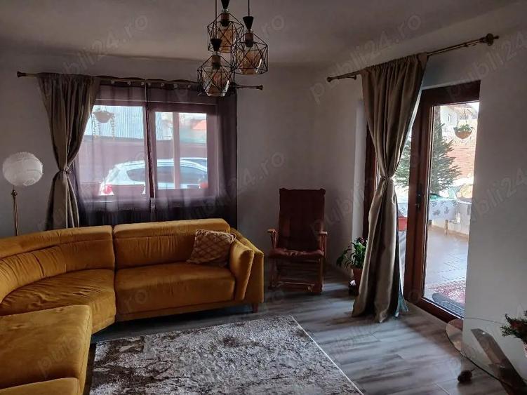 Vand Casa in Moreni - 2