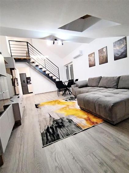 Apartament 3 camere decomandat, Parcare inclusa, Zona Tractorul, Brasovul - 1