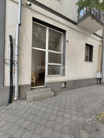 Spațiu Comercial stradal - horeca/vânzare Spațiu Comercial stradal - horeca/vânzare