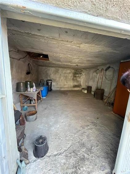 Casă individuală cu 5 camere cu Teren 4500 Mp în Tinăud