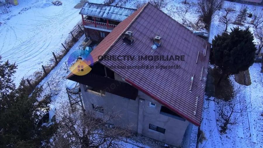 Casă cu 3 camere cu Teren 476 Mp în Tarcău