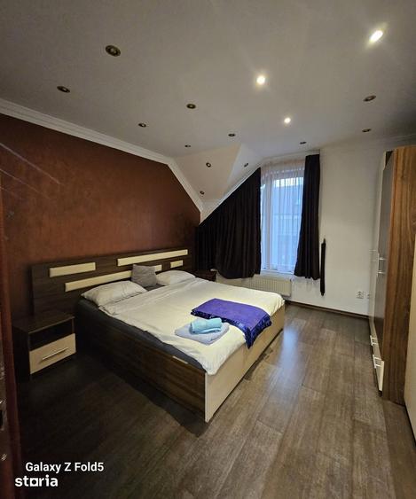 Apartament cu 3 camere decomandat în Orașul Nou