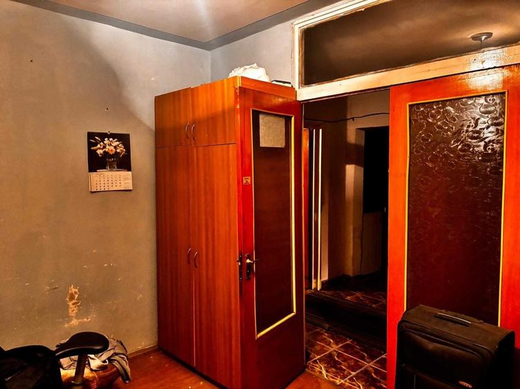 Apartament cu 4 camere decomandat în Sebastian