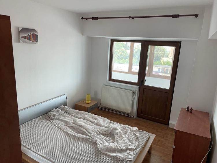 Apartament cu 2 camere decomandat în Ultracentral