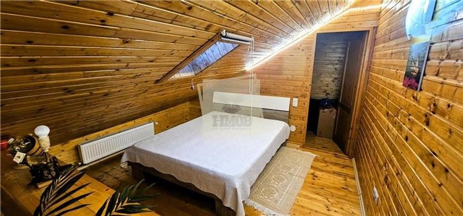 Apartament cu 3 camere nedecomandat, mobilat în Mihai Viteazul