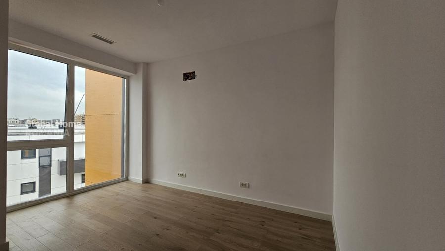 Casă cu 5 camere cu Canalizare în Pipera