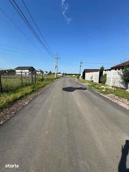 Teren de 1000 mp, în Brănești