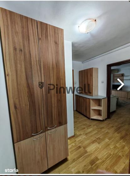 Apartament cu 3 camere în Tei