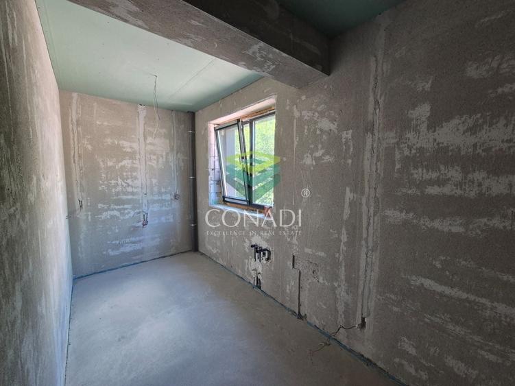 Apartament cu 2 camere decomandat în P-ța Victoriei