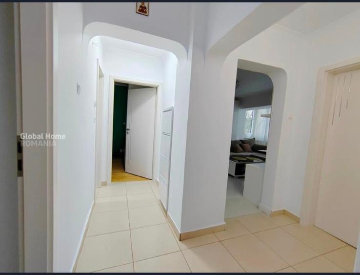 Apartament cu 3 camere decomandat în Tineretului