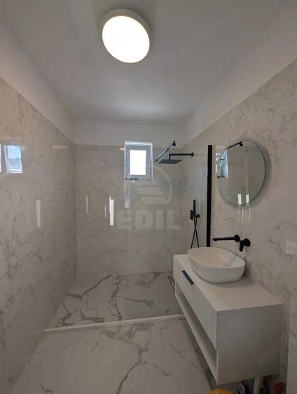 Apartament cu 2 camere semidecomandat în Florești