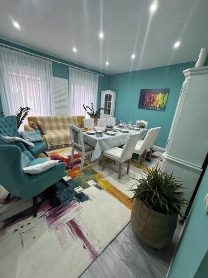 Casă cu Teren 6400 Mp în Samarinești