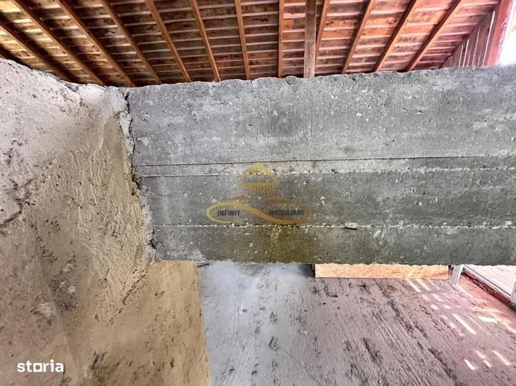 Casă cu 3 camere în Siretu