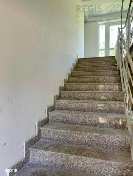 Spațiu comercial, de 1,650 mp, în Părău