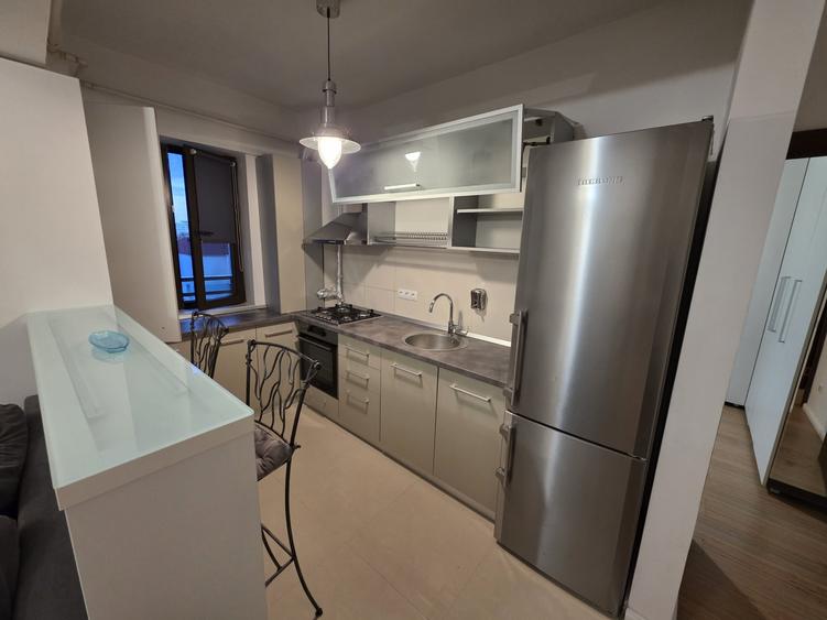 Apartament cu 2 camere semidecomandat, mobilat în Bucureștii Noi