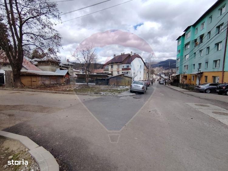 Teren central 322mp Vatra Dornei / Strada Lumea Noua - 2