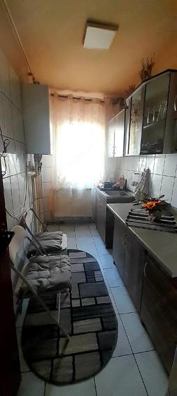 vanzare apartament - 1