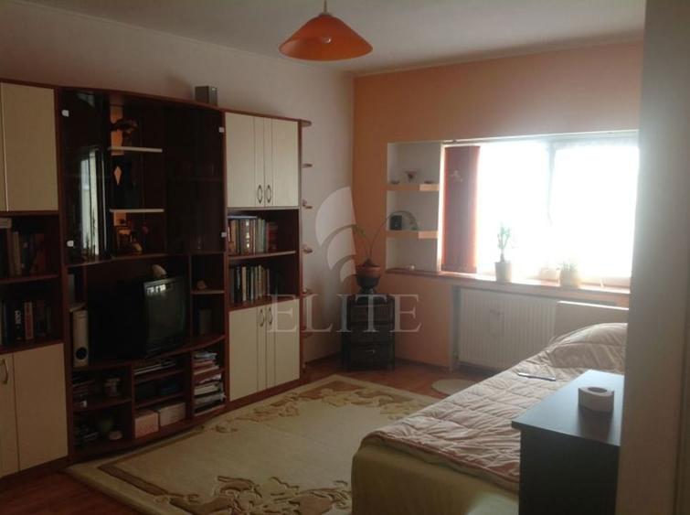 Apartament o camera în zona BILLA - 1