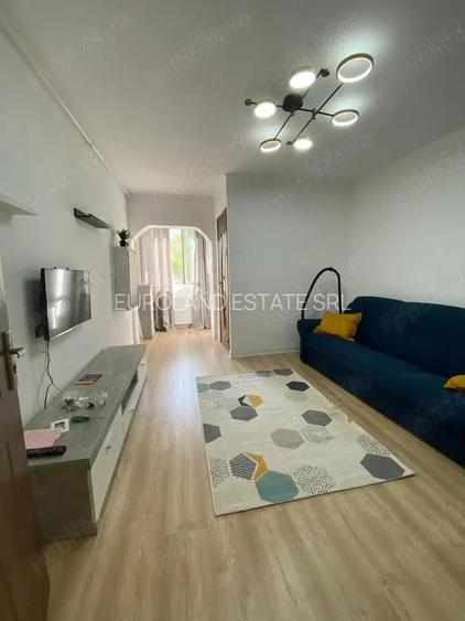 Garsoniera , mobilata si utilata, etaj 3