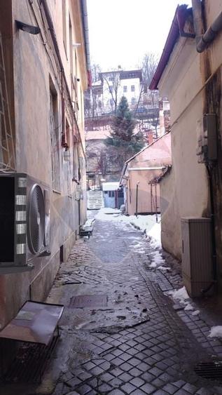 Apartament in casa Centrul Istoric cu potential - 14