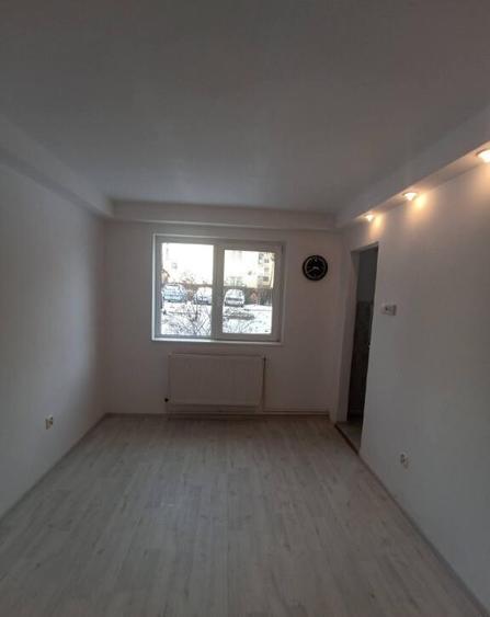 De vanzare garsoniera pe strada Vasile Goldis in Sfantu Gheorghe - 10