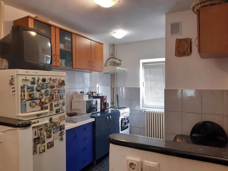 Inchiriez apartament 2 camere zona Miori?a - 3