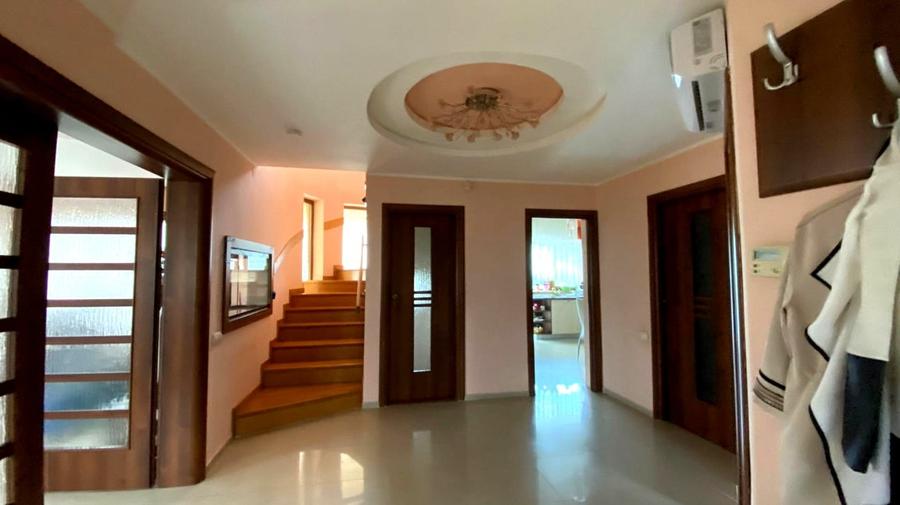 Casa D+P+1 Garaj dublu 2 Terase 925 mp Teren CETATE Kaufland Finisata Mobilata - 7