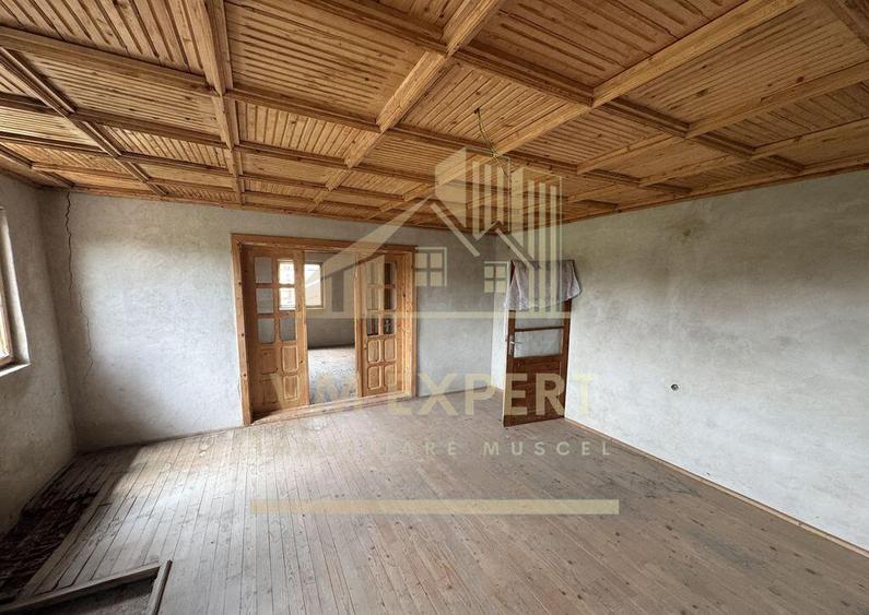 CASA 7 CAMERE TEREN 468 MP BUGHEA DE SUS ARGE? - 8