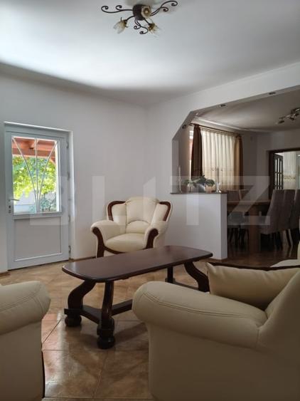 Casă individuală cu 5 camere cu Garaj în Halmeu