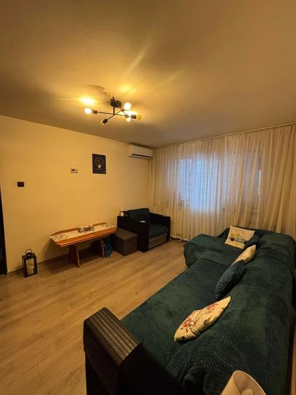 Apartament 3 camere semidecomandat - 1